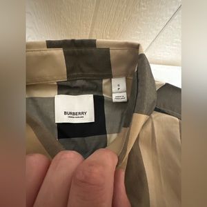 Small Burberry casual button up
